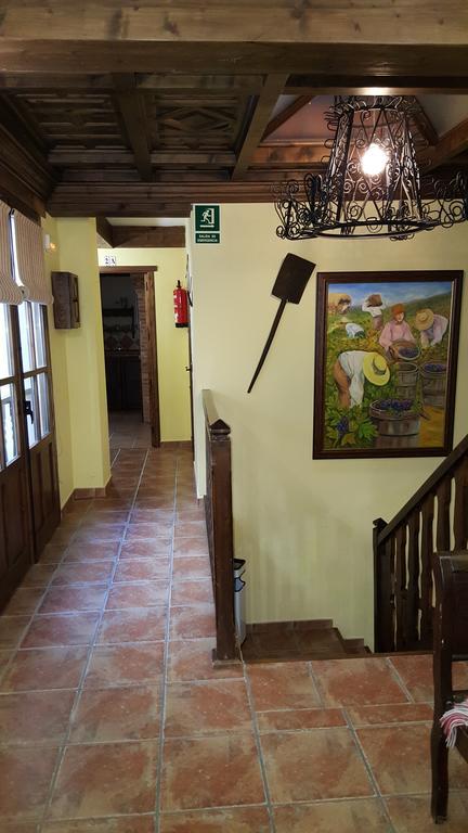 Apartamentos Rurales Tauro Cabezuela Del Valle Eksteriør billede